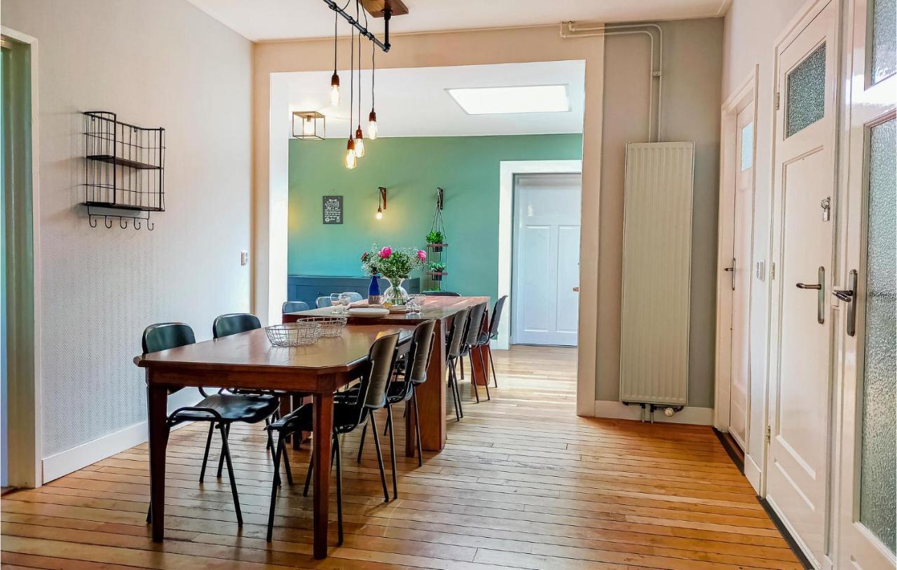 Gorgeous Home In Scharendijke With Kitchen エクステリア 写真
